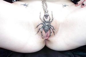 Интимная татуировка фото