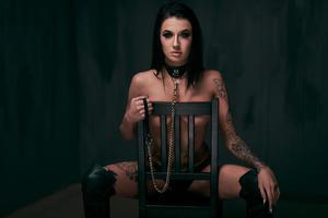 тату модель Cloe Raven