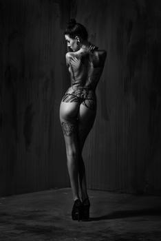 тату модель Cloe Raven