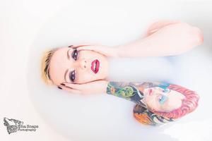 тату модель Jade Zombie