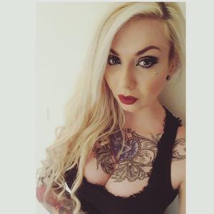 тату модель Jade Zombie