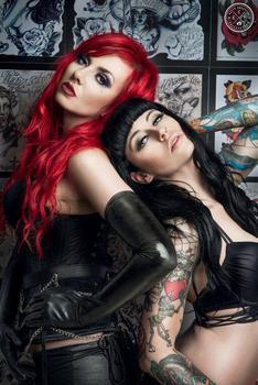 тату модель Jade Zombie