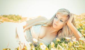 тату модель Jade Zombie