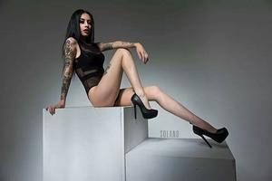 тату модель Karla Blackburn