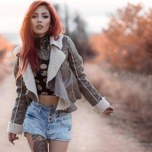 тату модель Karla Blackburn