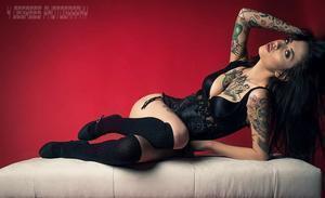 тату модель Karla Blackburn