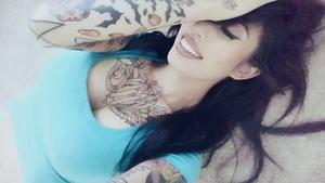 тату модель Karla Blackburn