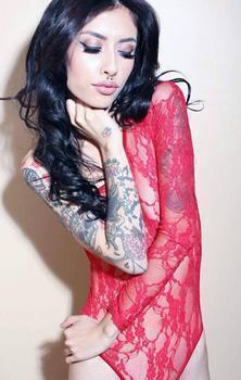 тату модель Karla Blackburn