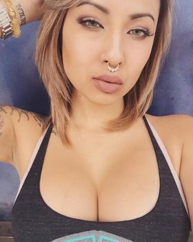 тату модель Kesia Anaya