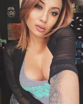 тату модель Kesia Anaya