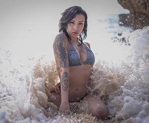 тату модель Kesia Anaya