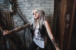 тату модель Riley Alessandra