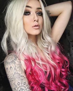 тату модель Riley Alessandra