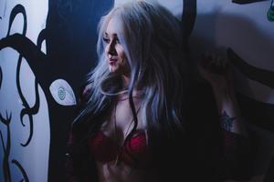 тату модель Riley Alessandra