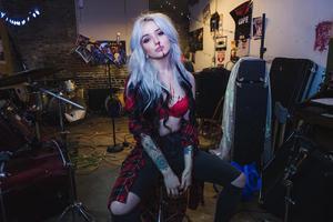 тату модель Riley Alessandra