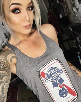 тату модель Riley Alessandra