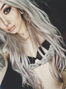 тату модель Riley Alessandra