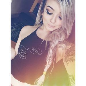 тату модель Riley Alessandra