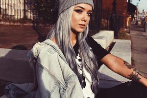 тату модель Riley Alessandra