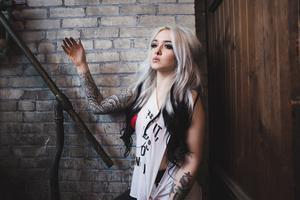 тату модель Riley Alessandra