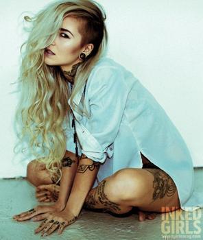 тату модель Sara Fabel