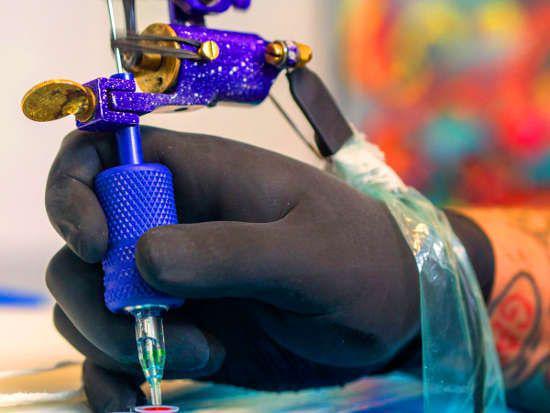 FDA обновило свои рекомендации по татуировкам