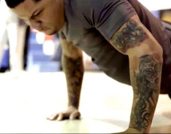 Тату граффити Джервонта Дэвис