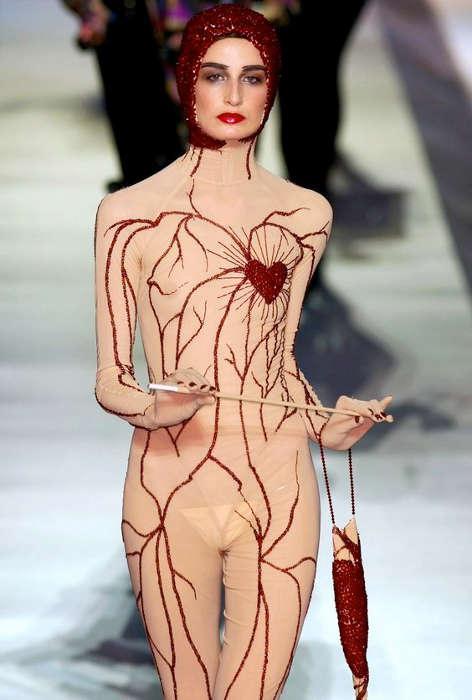 «Живые» биолюминисцентные тату компьютеры