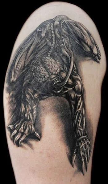 Татуировки World of RE 7