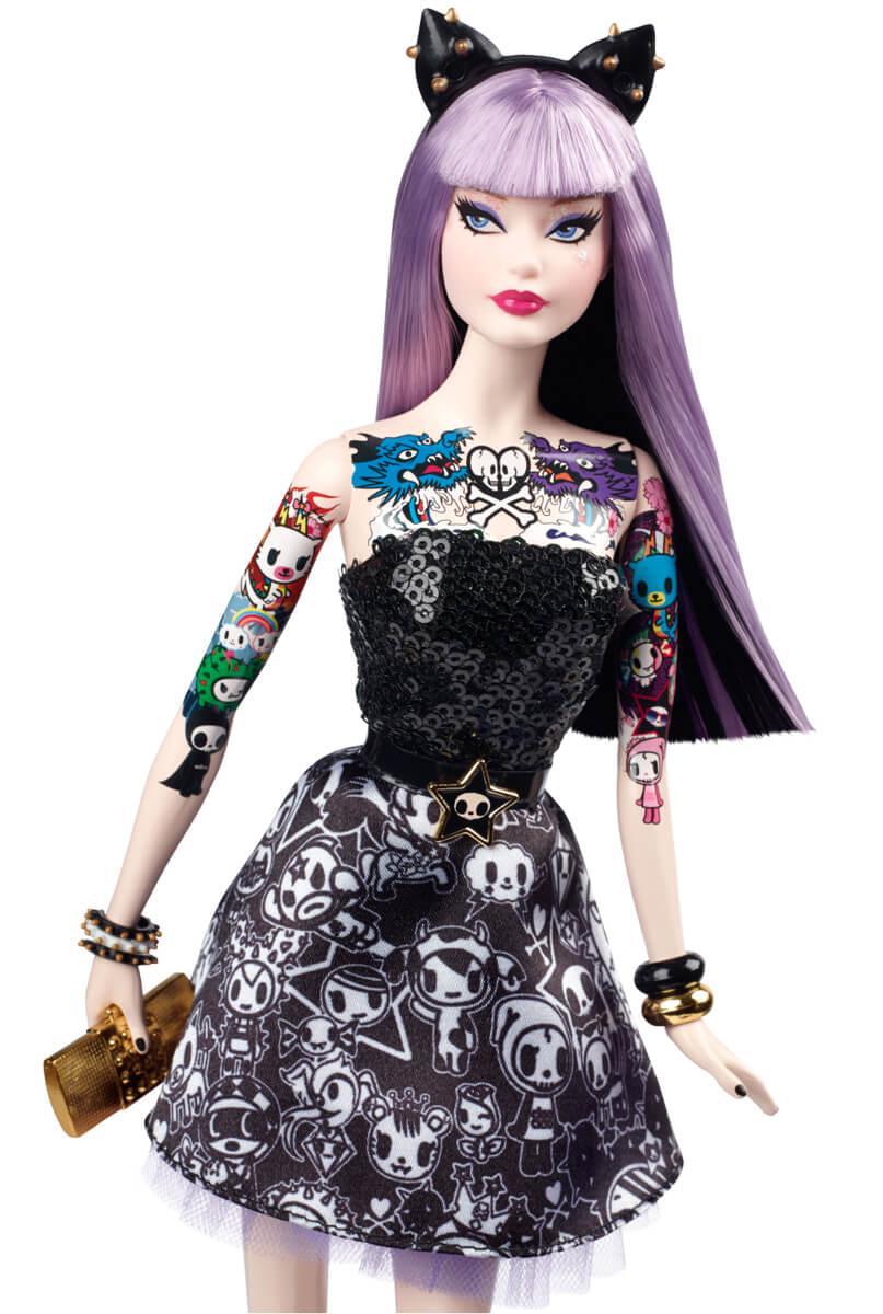 Кукла Барби с татуировками
