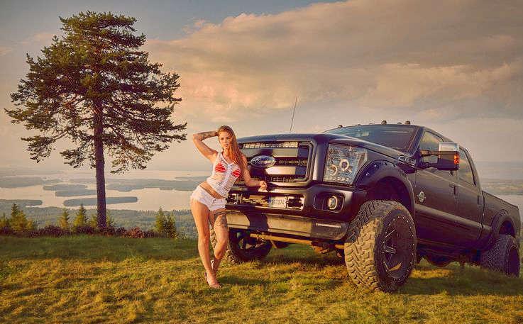 Модель Лаура Фитцек 