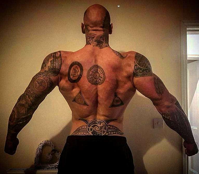 Тату злодея Кошмара Неоспоримый 4 Майкл Форд