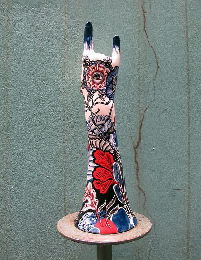 Татуированная керамика