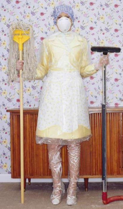 Клининг дресс-код. Уборка помещений в защитной одежде эффективности фильтрации в диапазоне от 10 до 300 нм и от 300 нм до 6 мкм