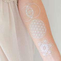 Тату Цветок Жизни