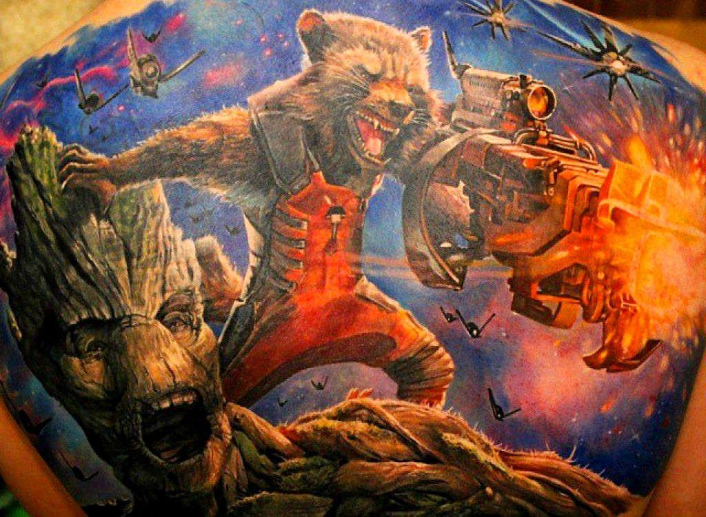 Тату енот ракета