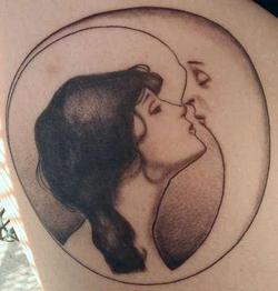 Лунница тату эмоции