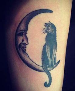 Лунница тату кот, эмоции