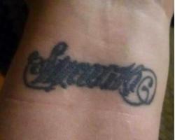 сила в одном направлении, а когда смотришь с другой стороны читаешь безмятежность