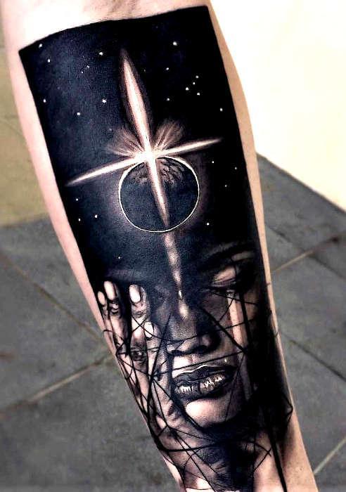 Низ проекция высоты: тату из "студийного" подвала