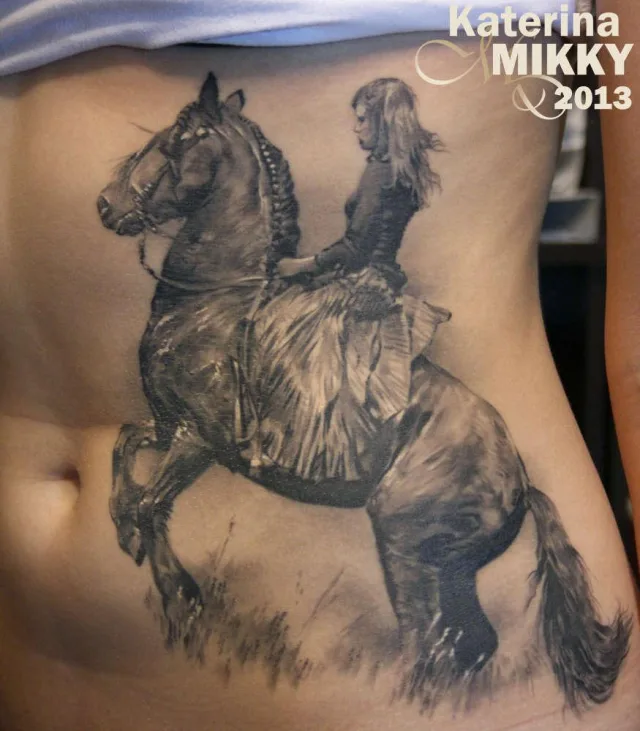 Тату наездница