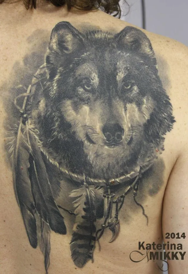Тату волк в ловце снов