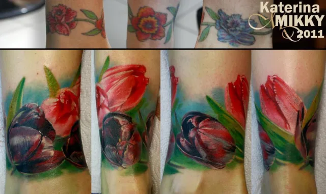 Тату тюльпан Cover up