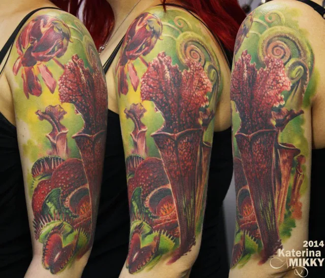 Тату хищные растения