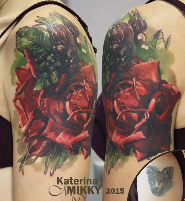 Тату роза Cover up
