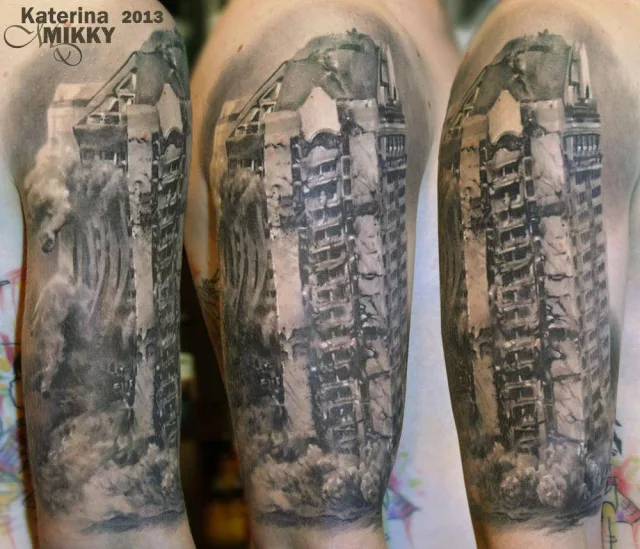 Тату катастрофа, апокалипсис или демонтаж