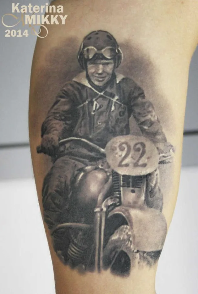 Тату портрет мото-кросс
