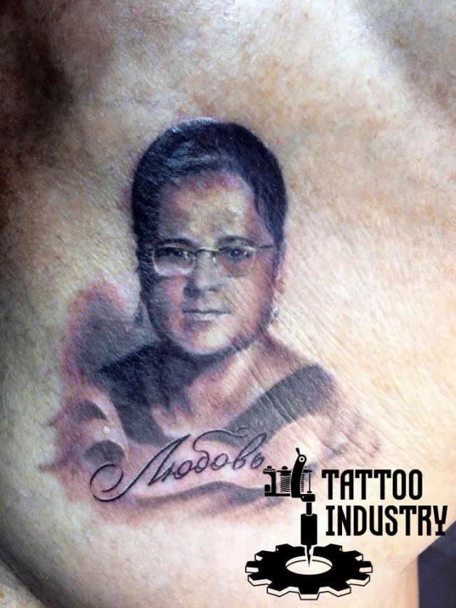 Тату портрет Любовь