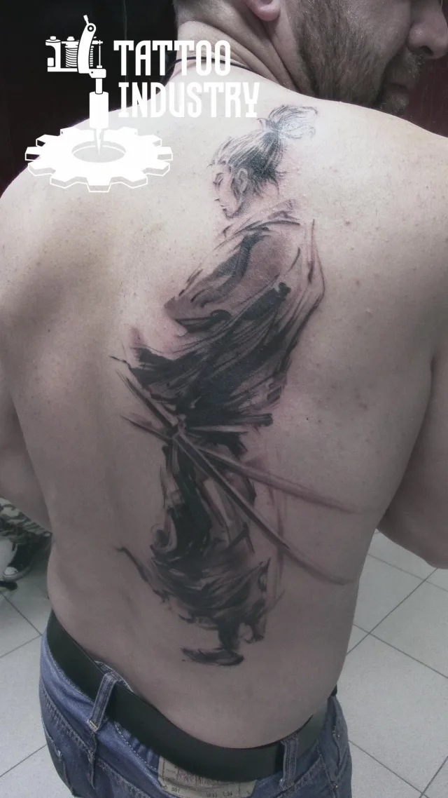 Тату самурай на спине мужская ч/б